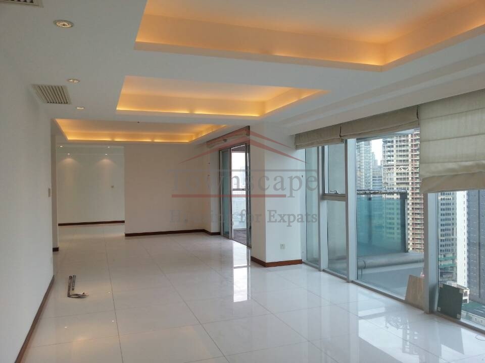 Top Floor Penthouse near West Nanjing Road