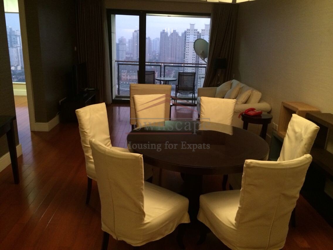 Exquisite 2 br apartment in Xintiandi