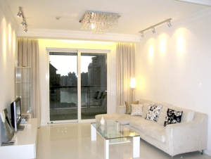 Superb modern 2br apartment in Pudong Lujiazui CBD