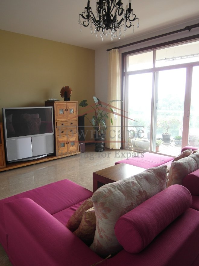 Villa style 4 bedroom apartment in Pudong