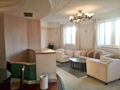 Large 2br apartment in Baroque Palace, French Concession