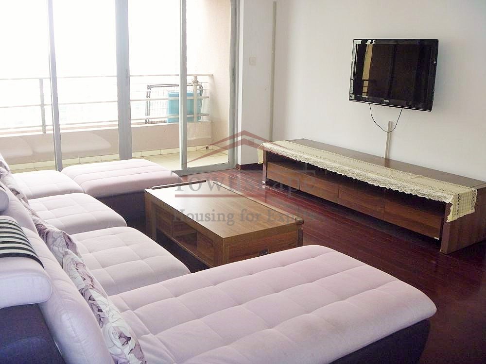 Fabulous 3 br apartment in Lujiazui area