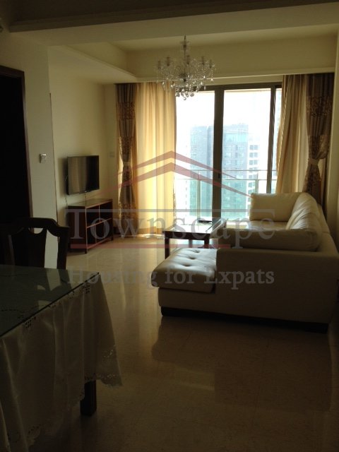 Great 2BR Apartment for rent at Four Seasons JingAn Line 2