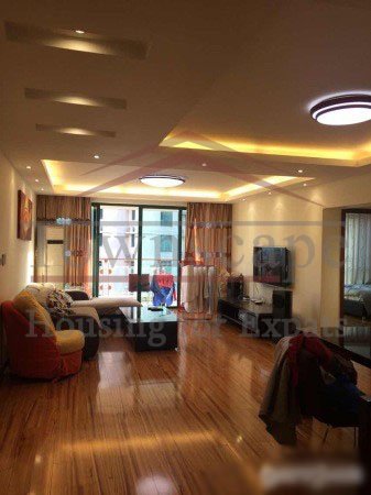 Beautiful 3BR apartment at Xujiahui Line1/9/11