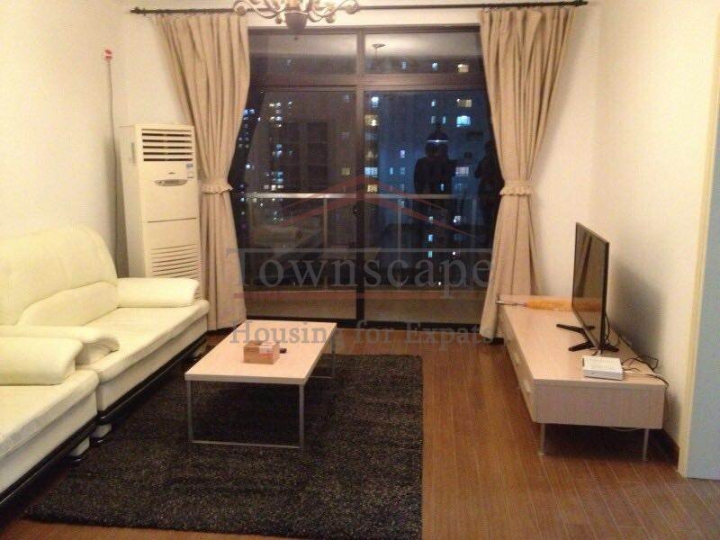 Excellent well priced 2 bedroom apartment in Jing An line 2