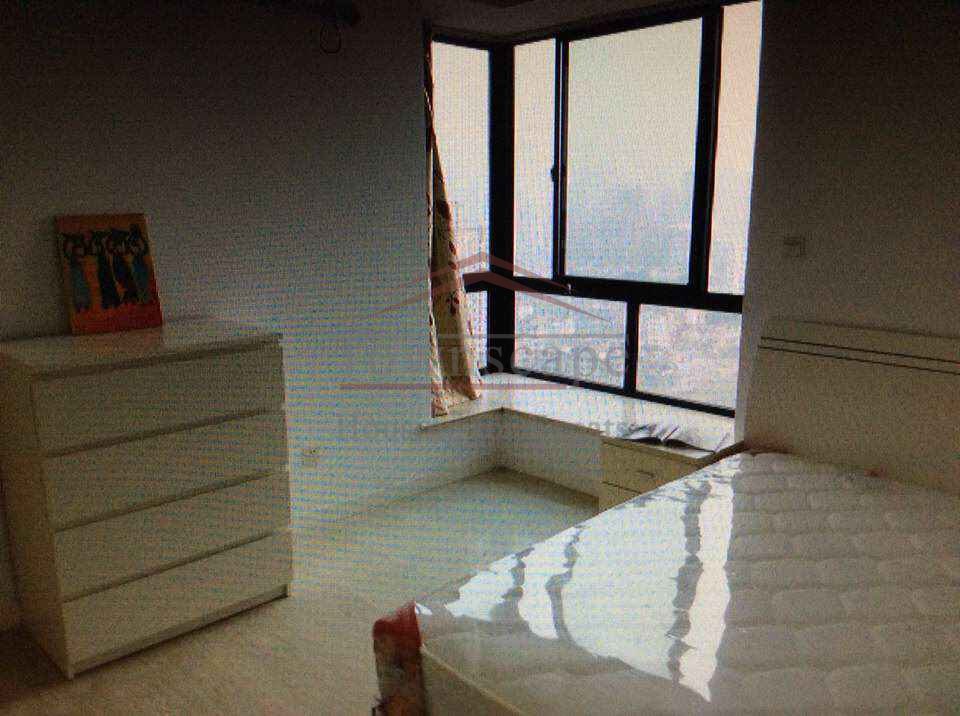 Great value 2 bedroom apartment in Jing An