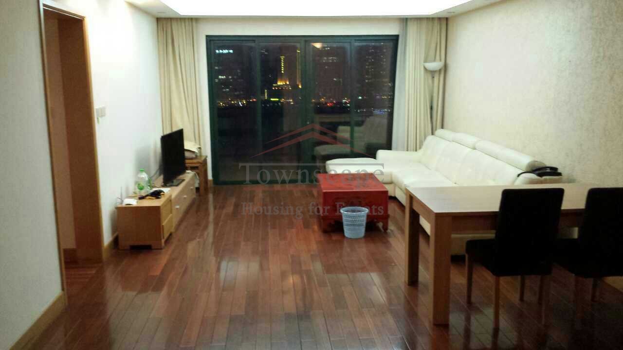 Fantastic Pudong CBD 3 BR apartment Line 2