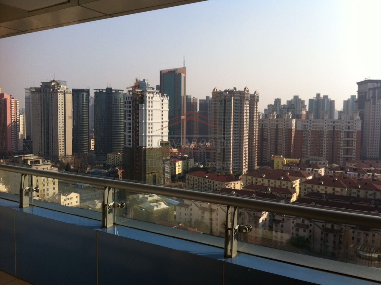 Excellent 3 BR apartment Central Shanghai Line 2/11