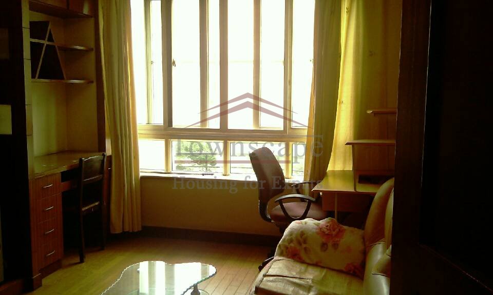 Very well priced 2 bed apartment in Jing an area L1&2