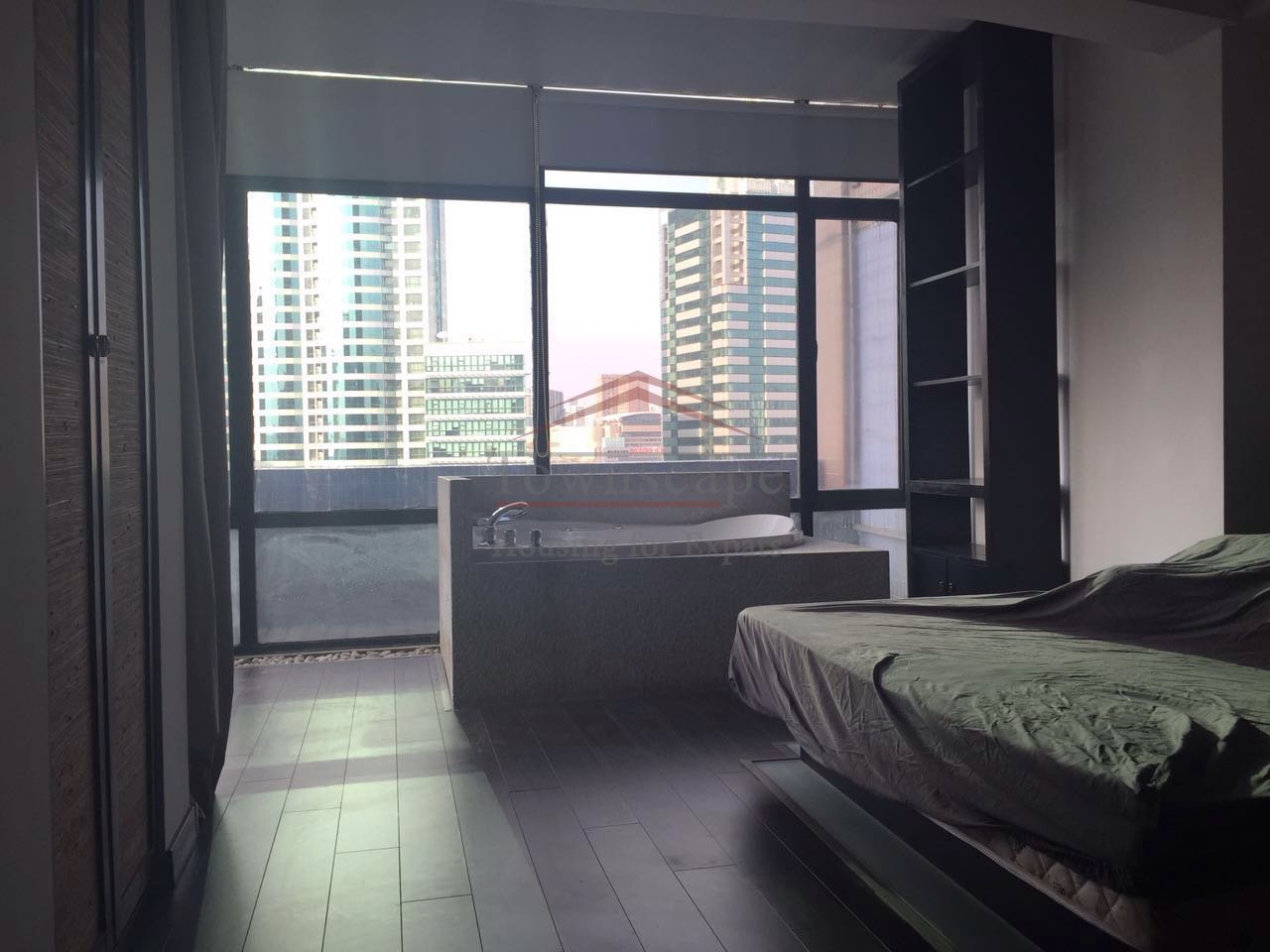 Excellent Modern 2 Bed Apartment w/ Roof Terrace Changshu L1/