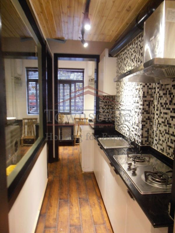 Renovated 1 BR house near Fuxing Park & Xintiandi