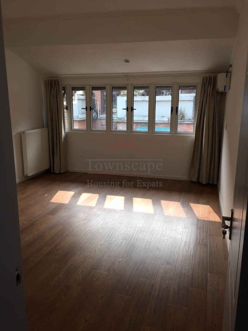 Excellent 2 bedroom apartment South French Concession