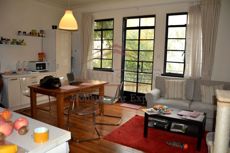 Spacious 2 Bed Lane House in Shanghai French Concession L1/7/