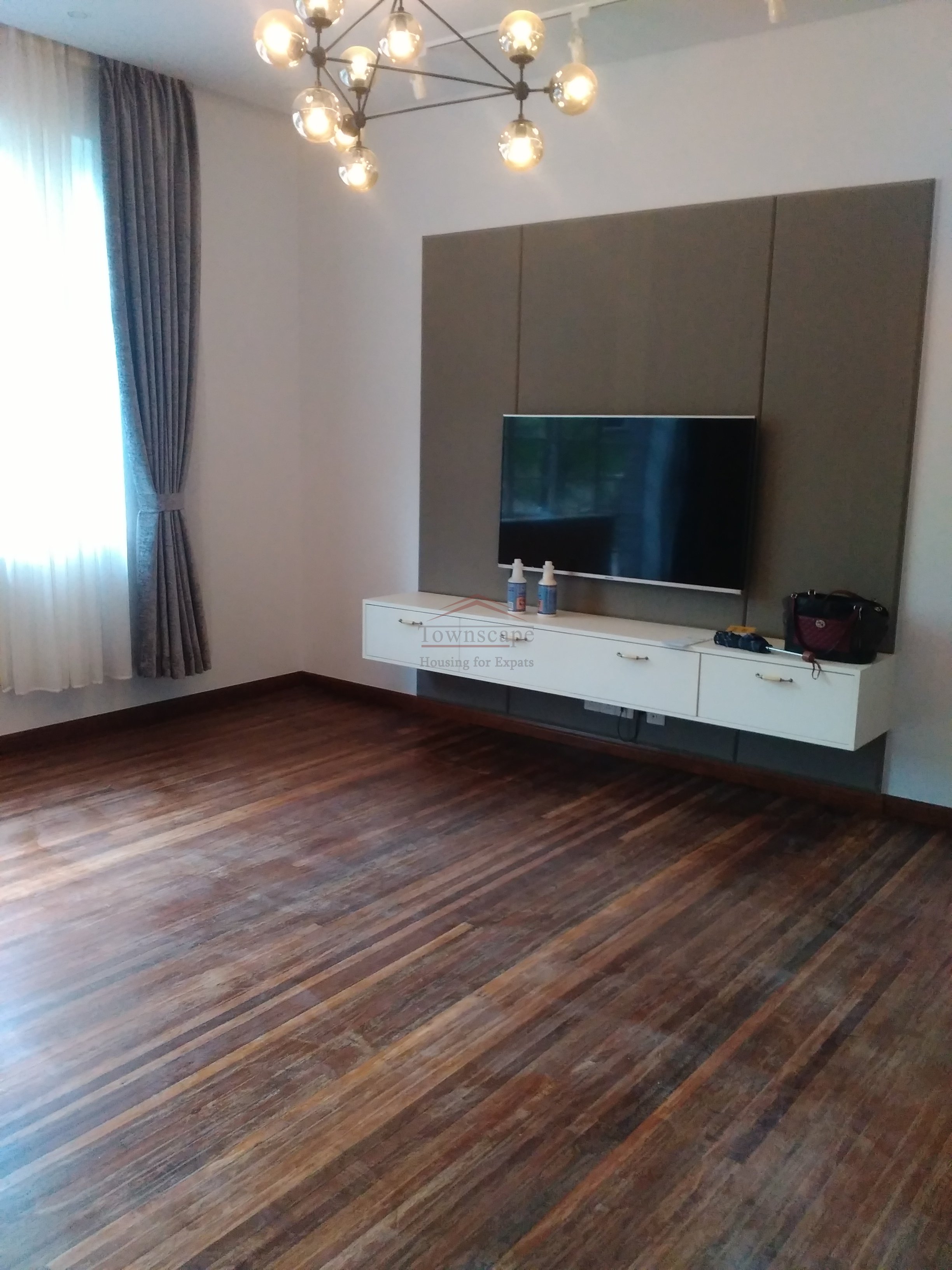 Top class 2 bedroom Jing An Lane House