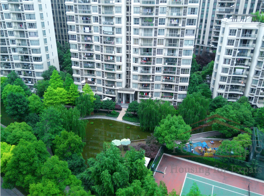 Nice 2BR apartment with balcony for rent in Xujiahui