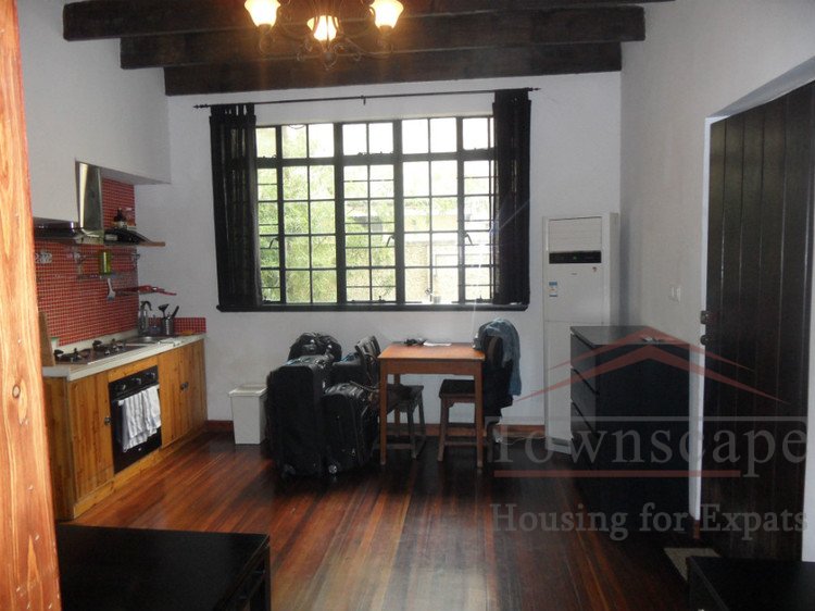 Cozy 1BR Lane house for rent in Jing an Temple area