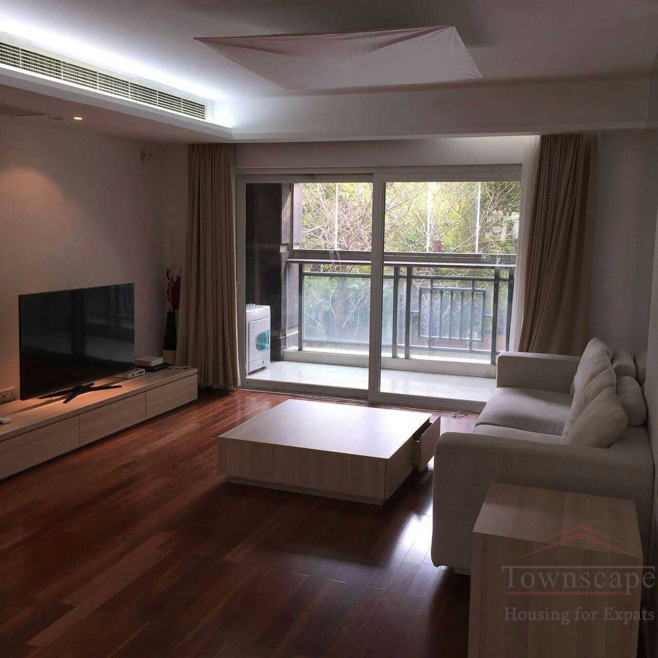 Modern 3BR apartment in Gubei residential area