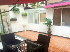 Unfurnished 2 bed renovated apartment for rent w/garden