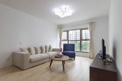 Bright sunny 3BR apartment for rent in 8 Park Avenue