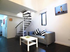  Modernized 2 Bed Lane House for Rent w/ terrace and floor he