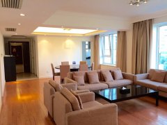 High quality 2+1BR apartment /w modern kitchen in Lujiazui