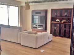 Spacious 1+2BR Apartment with sunroon and 2 balconies next to