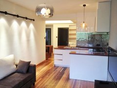 2BR Lane House for rent w/ Wall Heating at Yueyang/Yongjia Rd