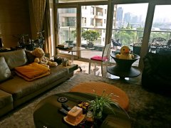 Fantastic High-end 4BR apartment in Tomson Riviera, Lujiazui