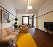 Big 1BR Apartment in Embankment Bldg at Suzhou Creek