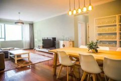 Renovated high-floor 2BR Apartment in Central Residences