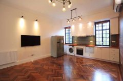 Renovated 3BR apartment near Xintiandi