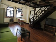 Airy Loft Apartment 500m from Jingan Temple