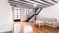 Big Loft Apartment with Balcony in central Downtown