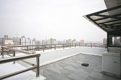 Top-Floor 1BR, 100sqm Flat w/Floor-Heating & Big Terrace