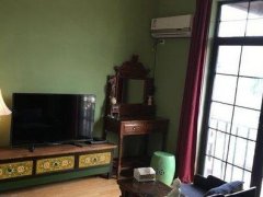 Colorful 1BR Lane House in French Concession