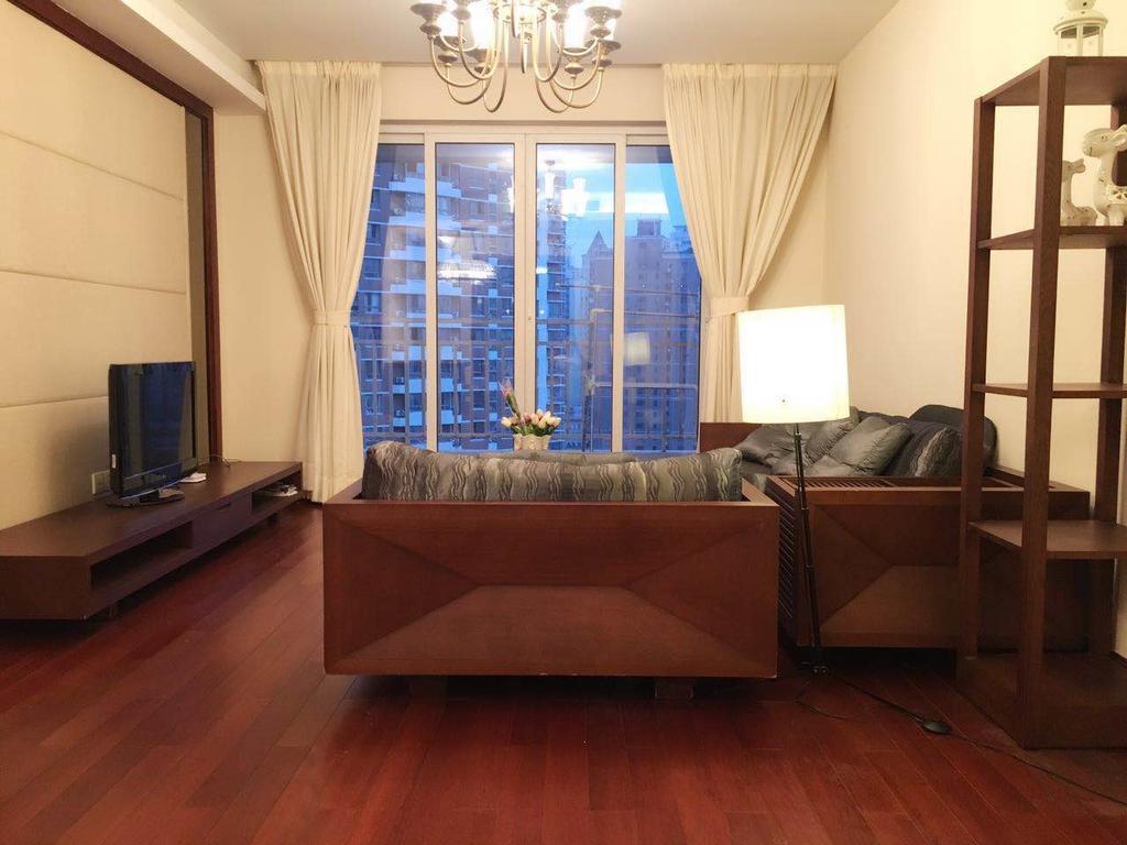 2 BR Apartment in Jing'an at affordable price