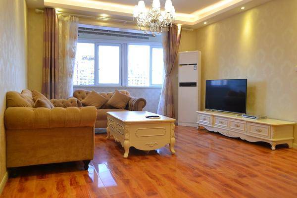 Chic & Super Comfortable 5 Bedrooms Apartment in Xuhui Distri