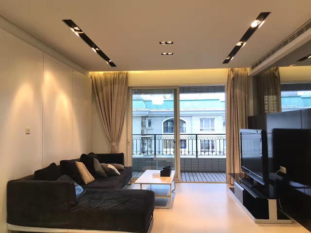 High Quality 2BR Apartment in Jing'an District