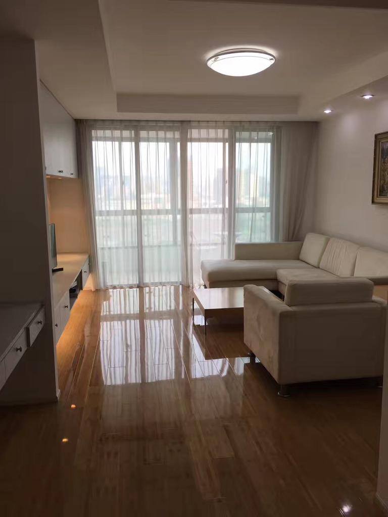 Quality Three Bedrooms Aparment in Jing'an District