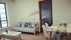 Bright 1BR Apartment w/Balcony in Xujiahui