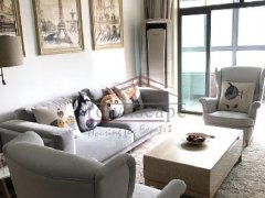 Modern Apartment near West Nanjing Road Metro