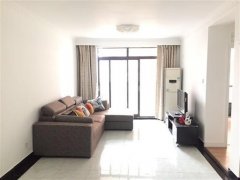 Bright 2BR Apartment near Jingan Temple