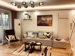 Contemporary 3BR Apartment in Pudong