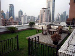 3BR Apartment with Big Terrace in Top Location