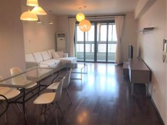 Modern 3BR Apartment at Laoximen