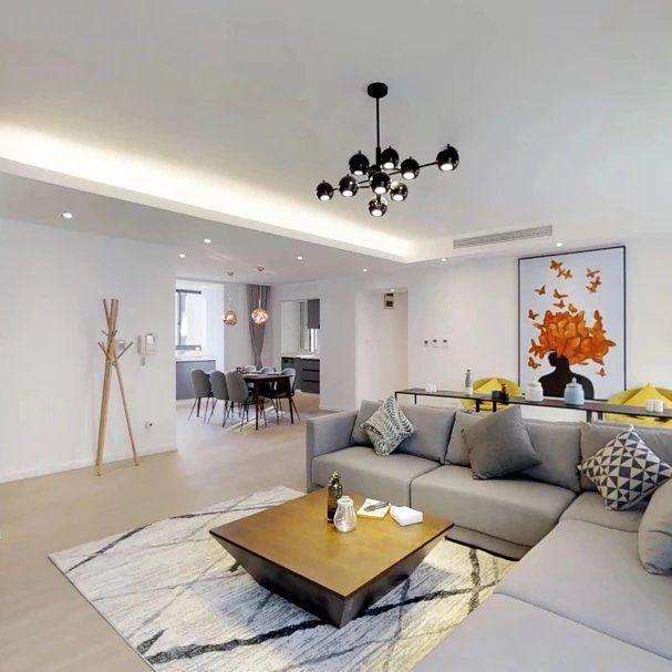 High-End 4BR Apartment in Jingan