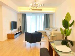 Luxury 3BR Apartment with Floor Heating in West Nanjing Road