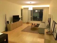 Fully furnished Apartment beside Suzhou Creek