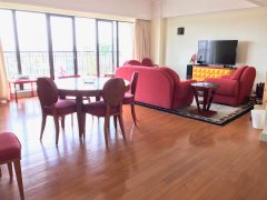 High-End 2BR Apartment in Hengshan Road