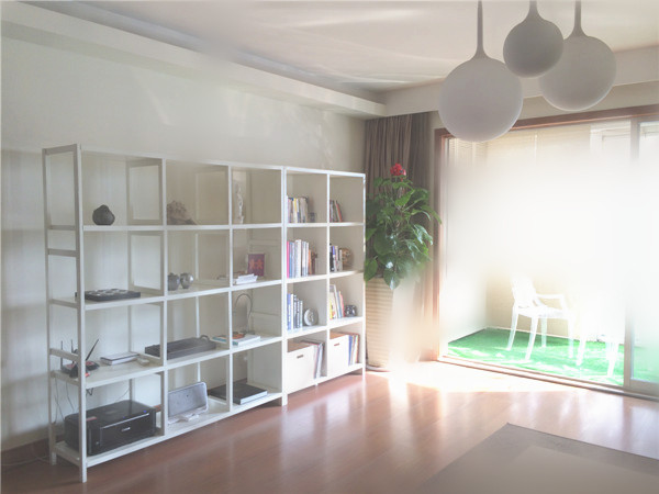  3BR modern apt on South Wulumuqi road in French Concession